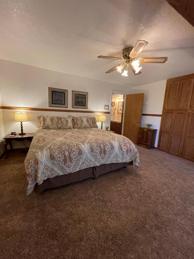 Berkshire Inn Groveland Dış mekan fotoğraf