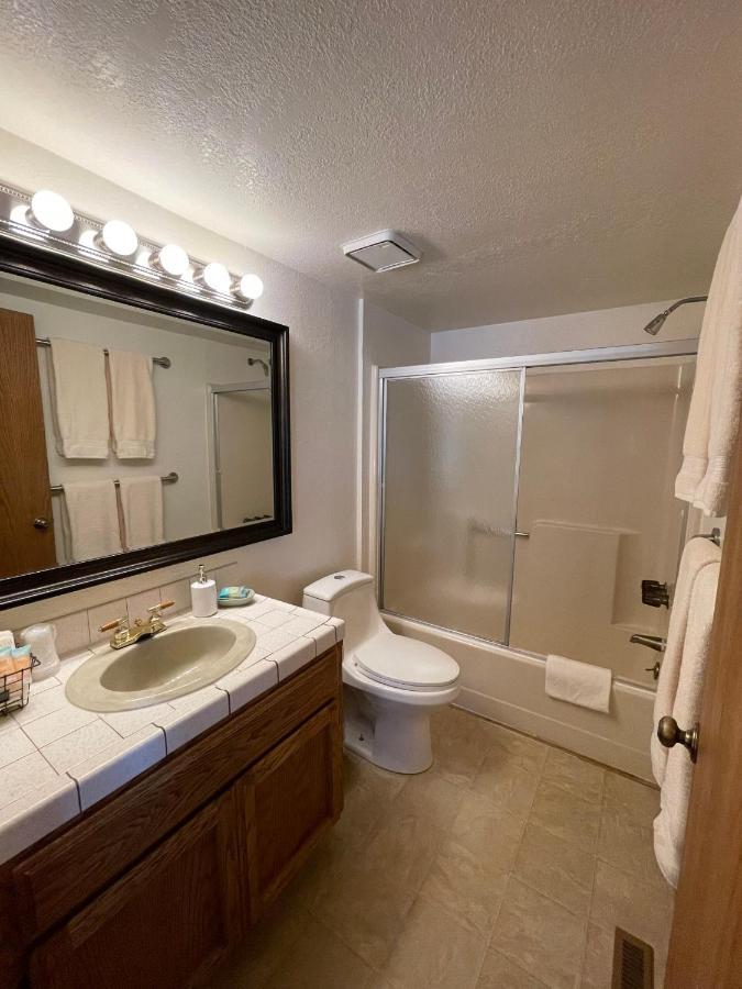 Berkshire Inn Groveland Dış mekan fotoğraf