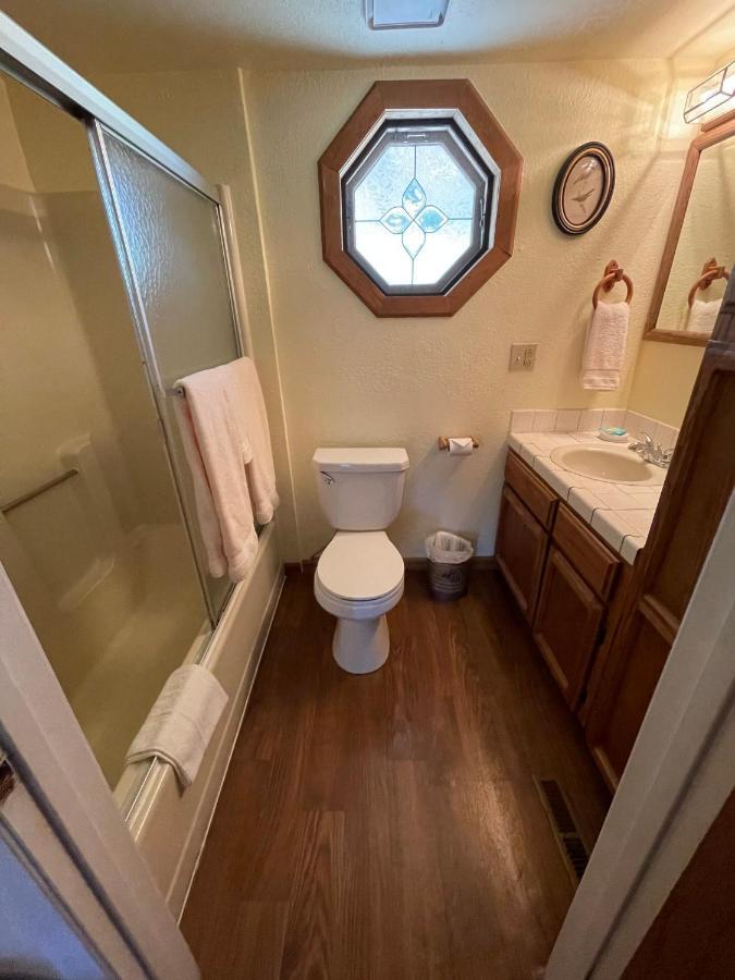 Berkshire Inn Groveland Dış mekan fotoğraf