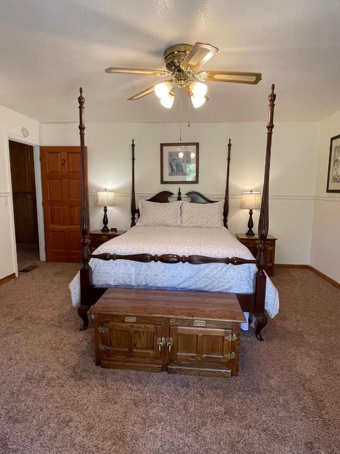 Berkshire Inn Groveland Dış mekan fotoğraf